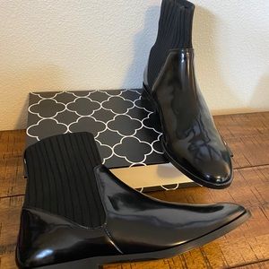 NIB Vince Patent Leather Booties 10, 40